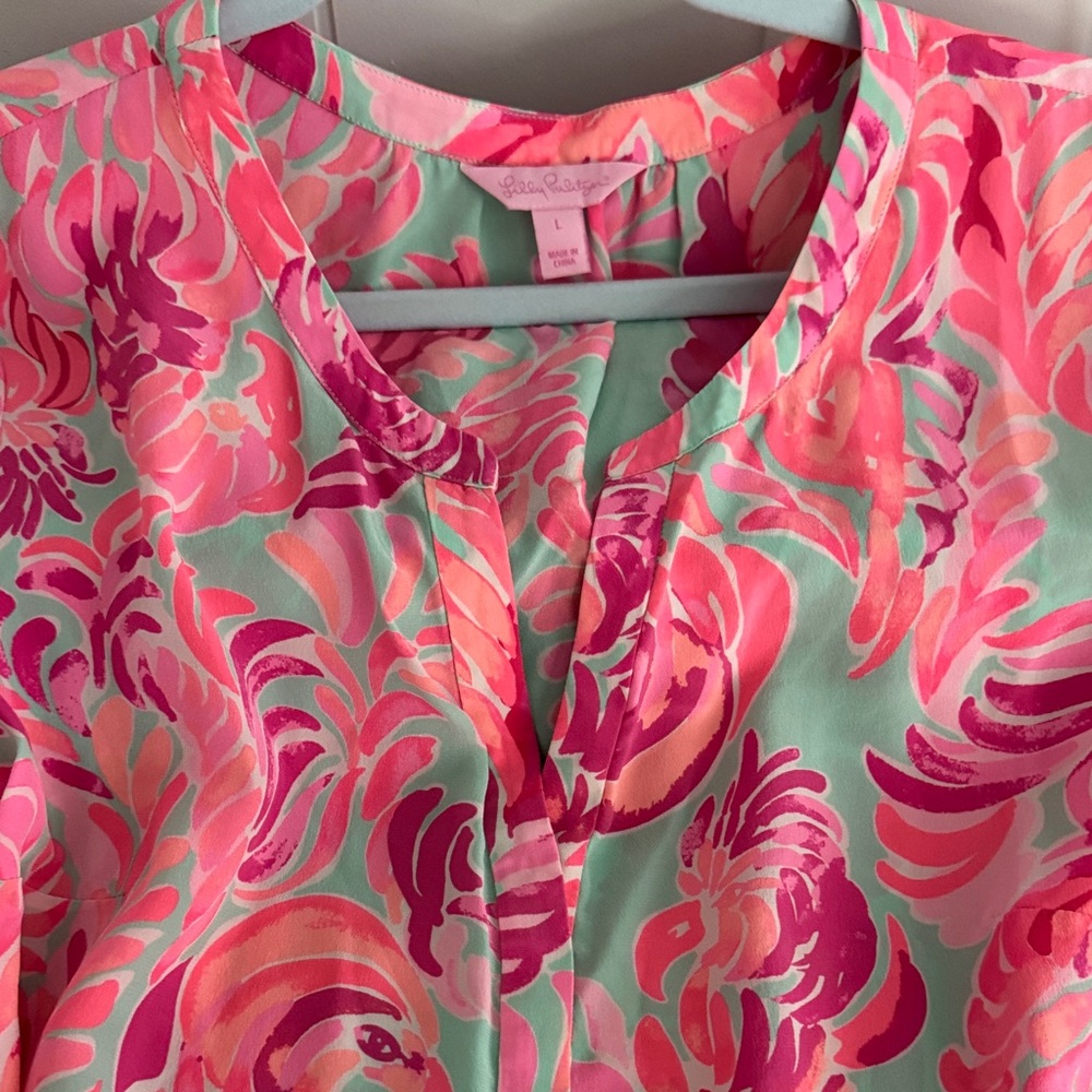 Lilly Pulitzer Pink and Aqua Floral V-Neck Blouse - Picture 5 of 6